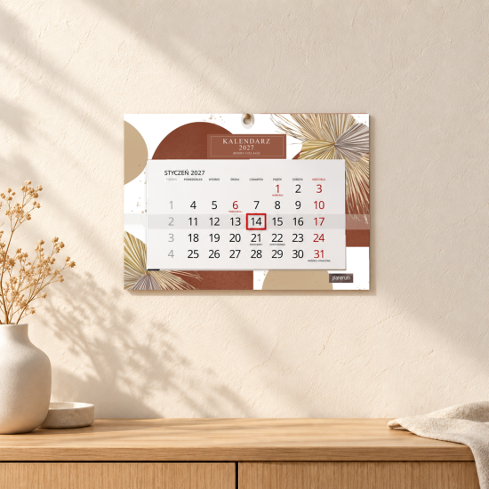 Kalendarz Ścienny 2027 Boho Collage A4 — mockup we wnętrzu